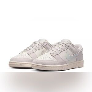 Nike Dunk Low "Iridescent Swoosh" Women's Shoe sz 9 NWT